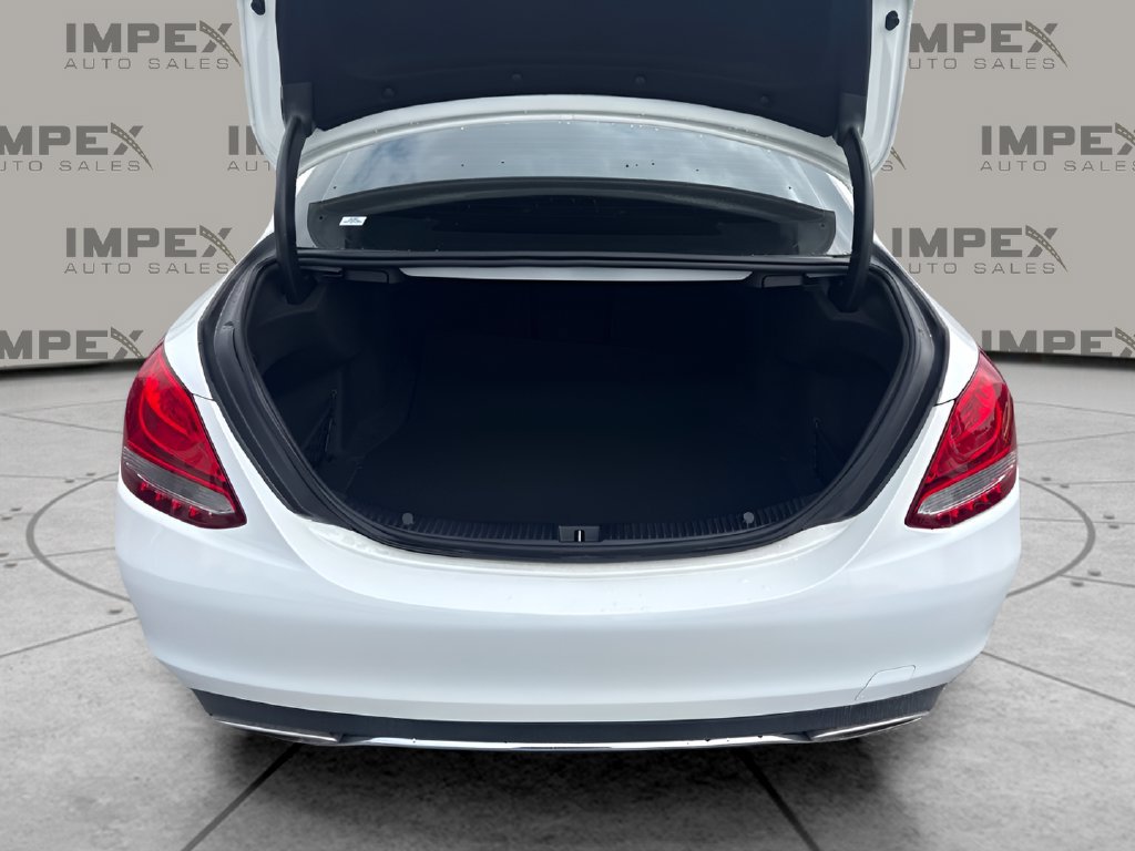 Used 2018 Mercedes-Benz C 300 Sedan image 22