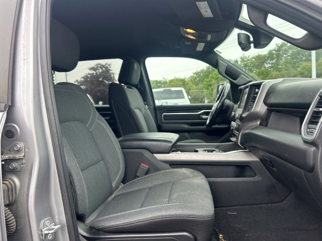 Used 2019 RAM 1500 Big Horn AWD/4WD image 10