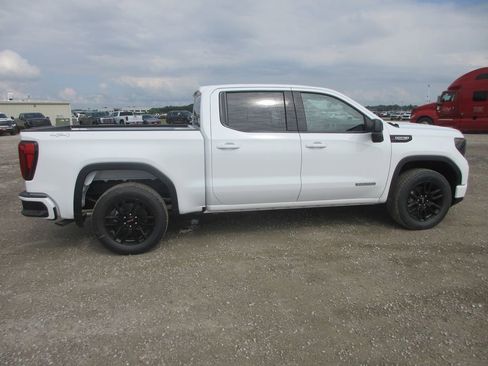 New 2026 GMC Sierra 1500 Elevation AWD/4WD image 3
