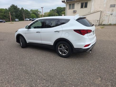 Used 2017 Hyundai Santa Fe Sport AWD/4WD image 6