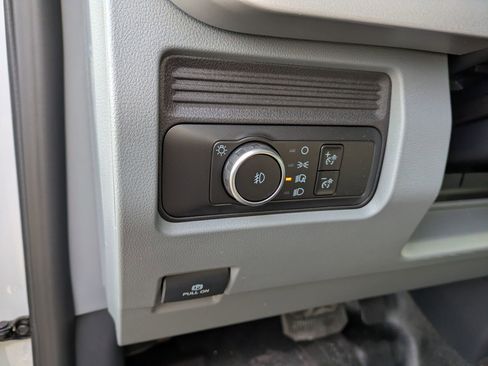 New 2026 Ford F550 4x4 Supercab Super Duty image 15