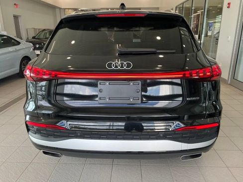 Used 2025 Audi Q5 Premium w/ 19" Wheel Package AWD/4WD image 6