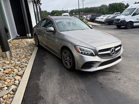 Used 2020 Mercedes-Benz C 300 4MATIC Sedan image 4