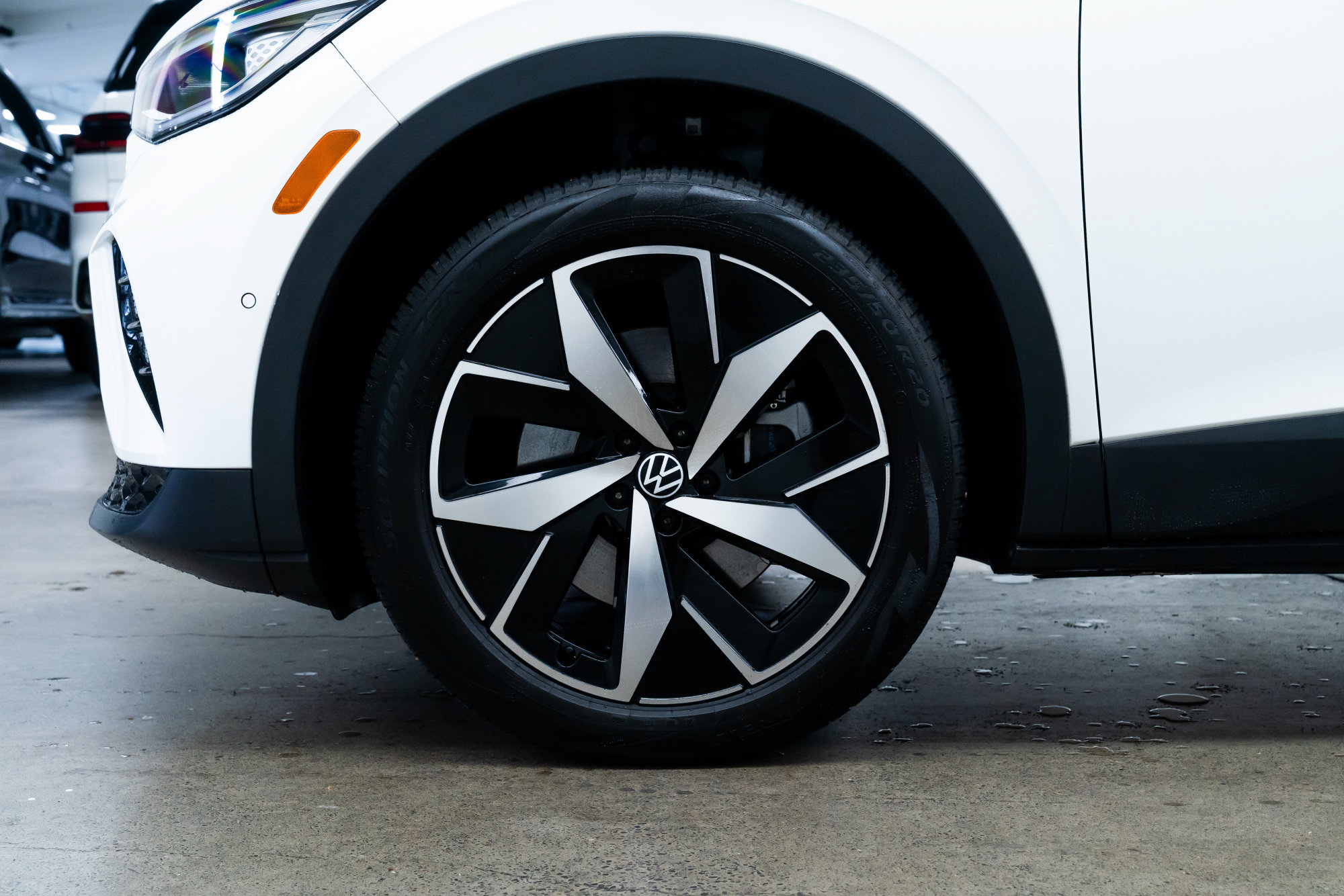Used 2023 Volkswagen ID.4 Pro S AWD/4WD image 7