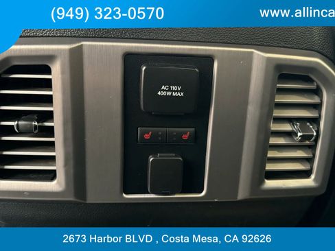 Used 2016 Ford F150 Platinum w/ Equipment Group 701A Luxury image 18