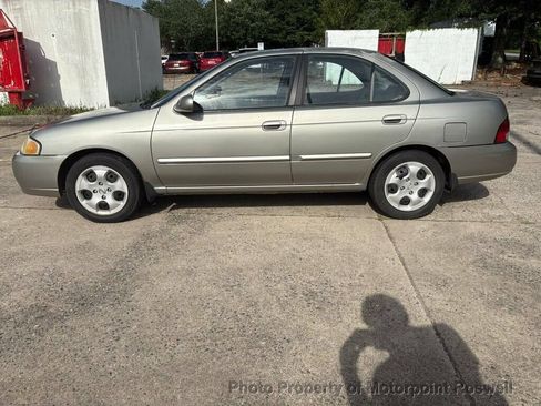 Used 2003 Nissan Sentra GXE FWD image 10
