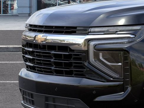 New 2026 Chevrolet Suburban LS RWD image 14