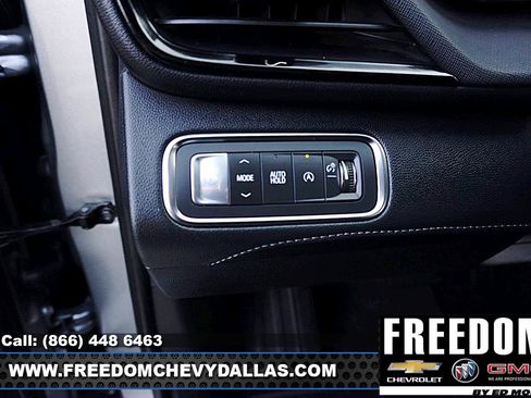 Used 2025 Buick Enclave Preferred image 22