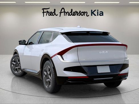 New 2025 Kia EV6 Light image 4