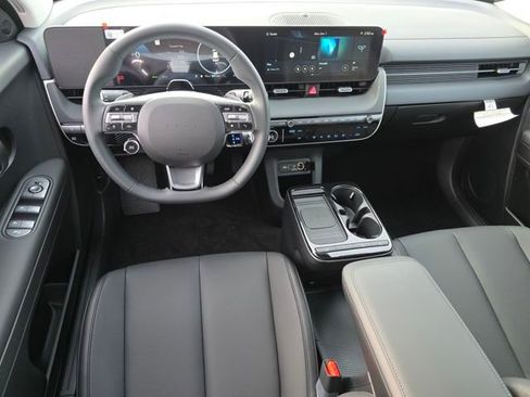 New 2026 Hyundai Ioniq 5 SEL image 3