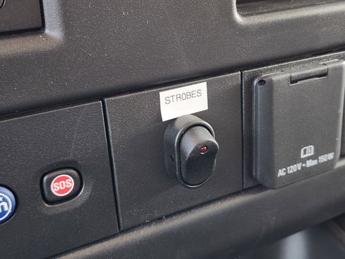 New 2025 Chevrolet Express 3500 w/ Power Convenience Package image 28