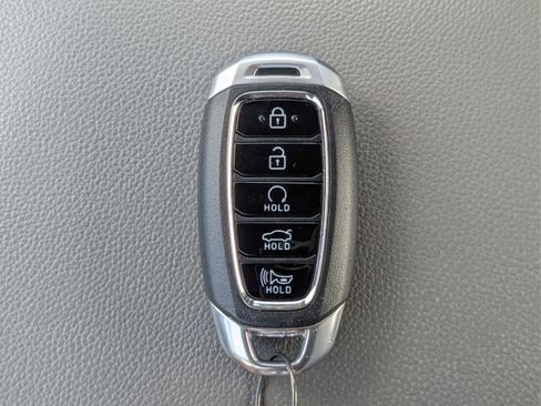 Used 2023 Hyundai Elantra SEL w/ Convenience Package FWD image 27