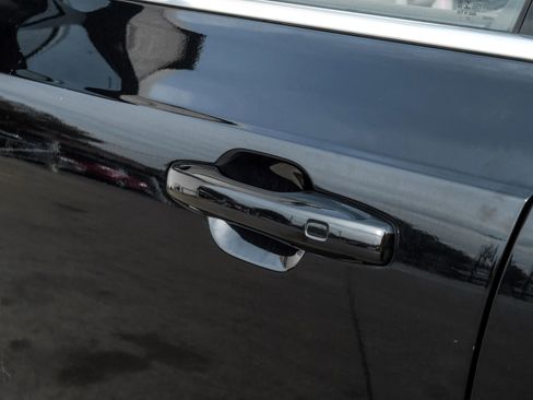 Used 2020 Volvo XC90 T5 Momentum image 45