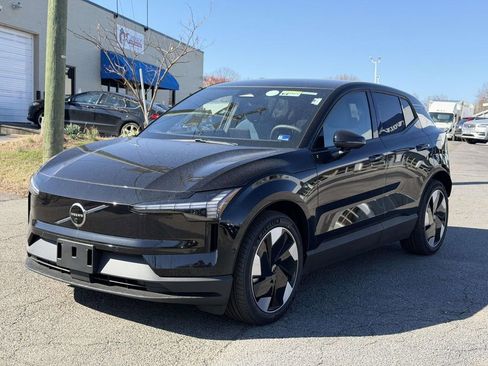 New 2026 Volvo EX30 Ultra w/ Protection Package Premier image 21