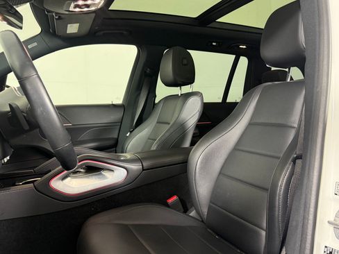 Used 2022 Mercedes-Benz GLS 450 4MATIC image 5
