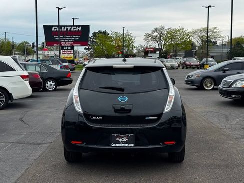 Used 2014 Nissan Leaf S w/ Charge Package FWD image 6