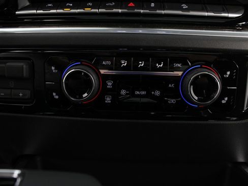 New 2026 Chevrolet Silverado 1500 LT Trail Boss w/ LT Trail Boss Premium Package AWD/4WD image 7
