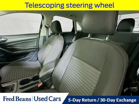 Used 2022 Volkswagen Jetta S image 22