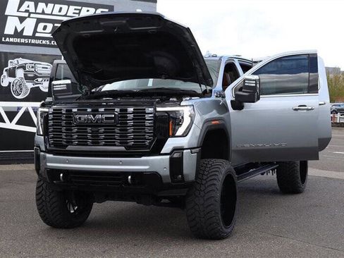 Used 2025 GMC Sierra 3500 Denali Ultimate image 35