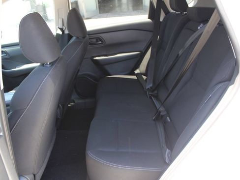 Used 2024 Nissan Rogue S AWD/4WD image 14