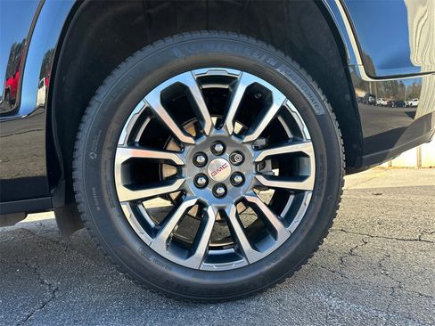 Used 2021 GMC Acadia Denali w/ LPO, Floor Liner Package image 20