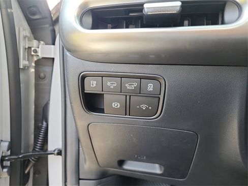 New 2026 Hyundai Ioniq 9 SEL image 24