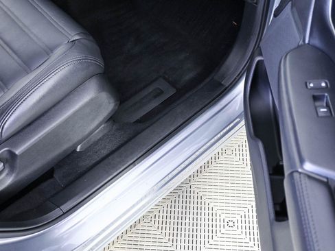 Used 2019 Honda CR-V EX image 23