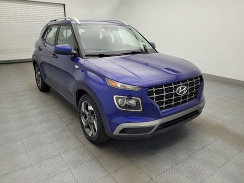 Used 2022 Hyundai Venue SEL w/ Cargo Package image 13