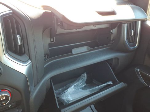 Used 2022 Chevrolet Silverado 1500 LT image 25