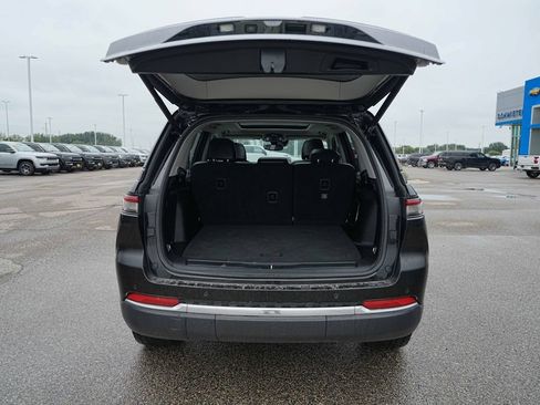Used 2024 Jeep Grand Cherokee Limited 4xe AWD/4WD image 13