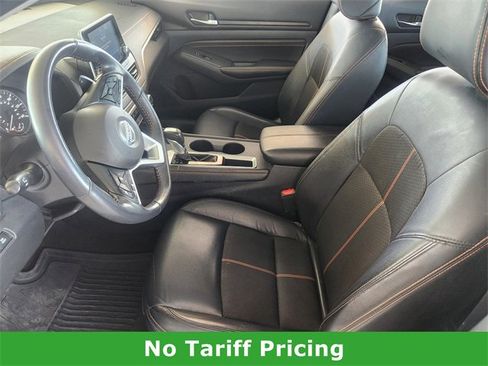 Used 2022 Nissan Altima 2.5 SR image 12