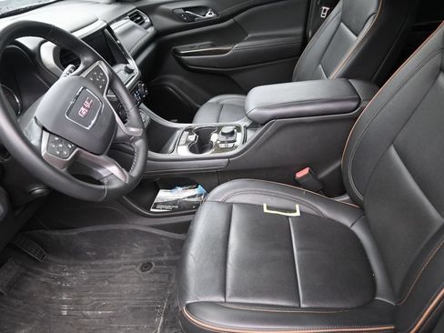 Used 2023 GMC Acadia AT4 w/ Technology Package AWD/4WD image 12