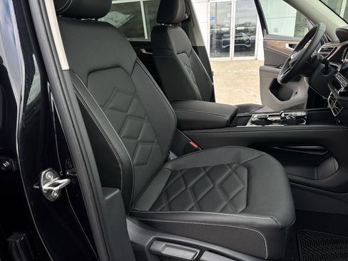 New 2026 Volkswagen Atlas SE image 28