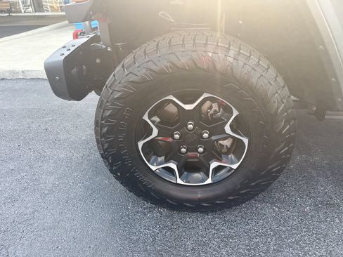 Used 2020 Jeep Wrangler Unlimited Rubicon w/ Quick Order Package 28Y Recon AWD/4WD image 42