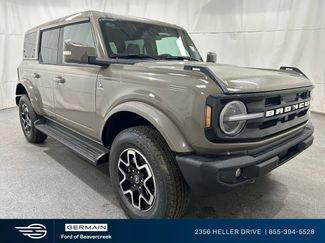 New 2025 Ford Bronco Outer Banks video 1