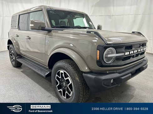 New 2025 Ford Bronco Outer Banks image 1