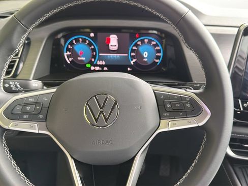 New 2026 Volkswagen Atlas Cross Sport SE AWD/4WD image 12