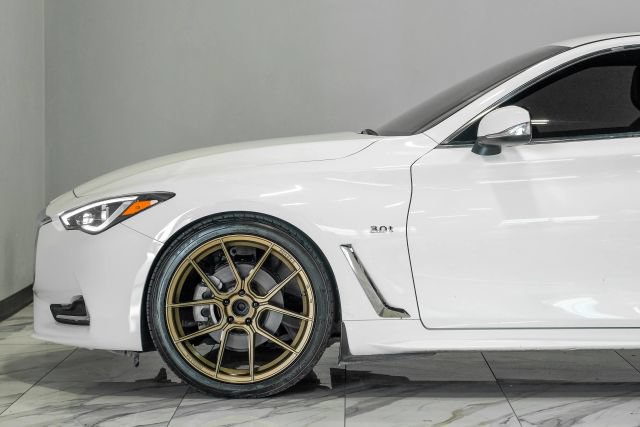 Used 2019 INFINITI Q60 3.0t Luxe RWD image 18
