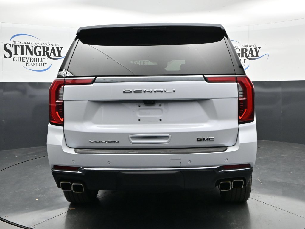 Used 2026 GMC Yukon Denali Ultimate w/ LPO, Floor Liner Package AWD/4WD image 6