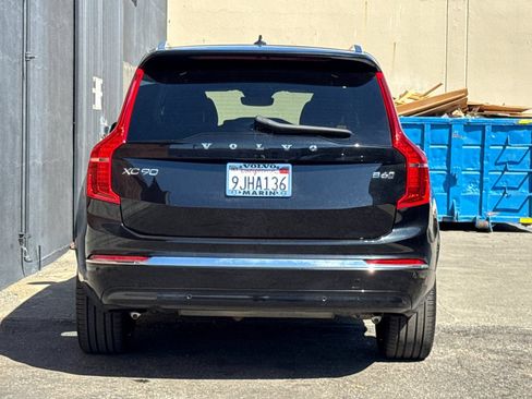 Certified 2024 Volvo XC90 B6 Ultimate AWD/4WD image 8