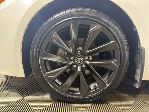 Used 2024 Toyota Corolla SE image 10