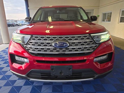 Used 2021 Ford Explorer Limited w/ Equipment Group 301A image 2