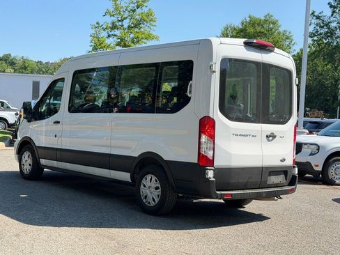 Used 2023 Ford Transit 350 XLT RWD image 4
