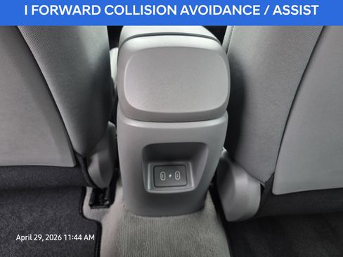 Used 2025 Hyundai Elantra Sport FWD image 17