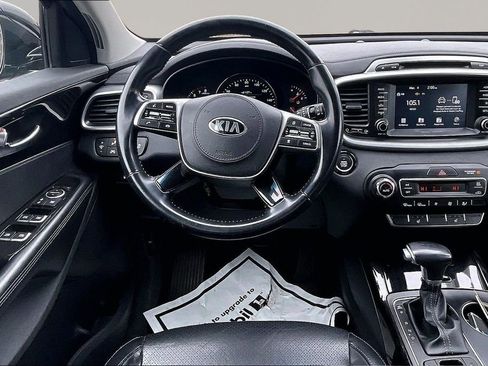 Used 2019 Kia Sorento EX image 10