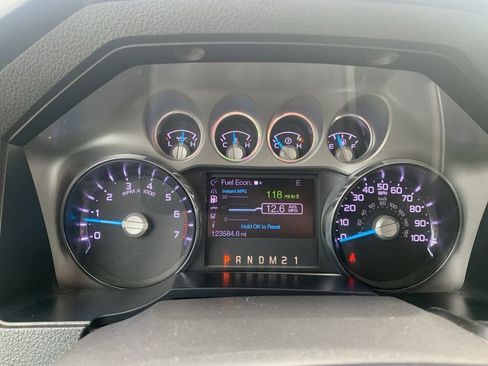 Used 2013 Ford F250 Lariat w/ Chrome Pkg image 19