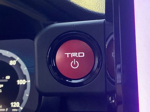 Used 2026 Toyota Tacoma TRD Off-Road AWD/4WD image 21