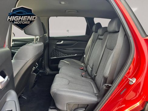 Used 2019 Hyundai Santa Fe SEL image 16