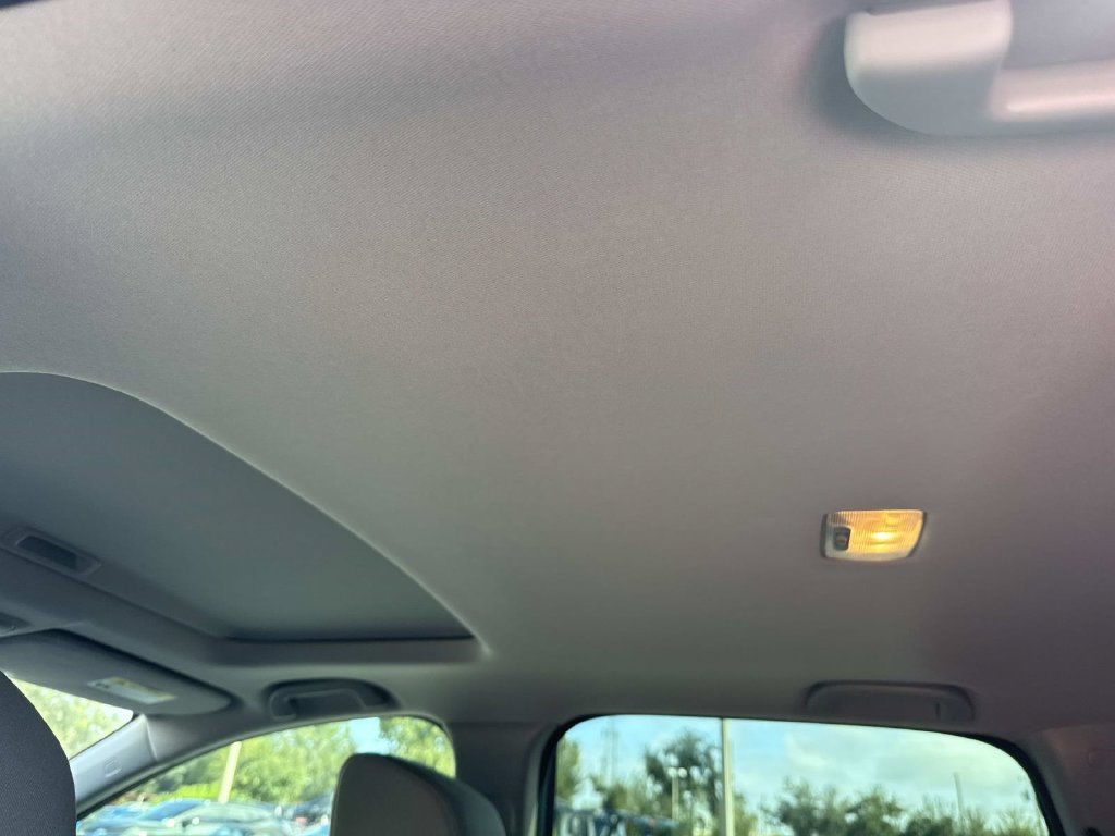 Used 2018 Honda CR-V EX image 16