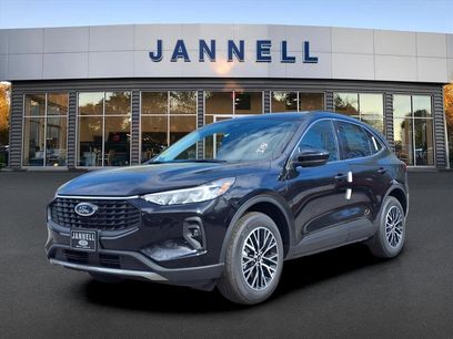 New 2025 Ford Escape SE